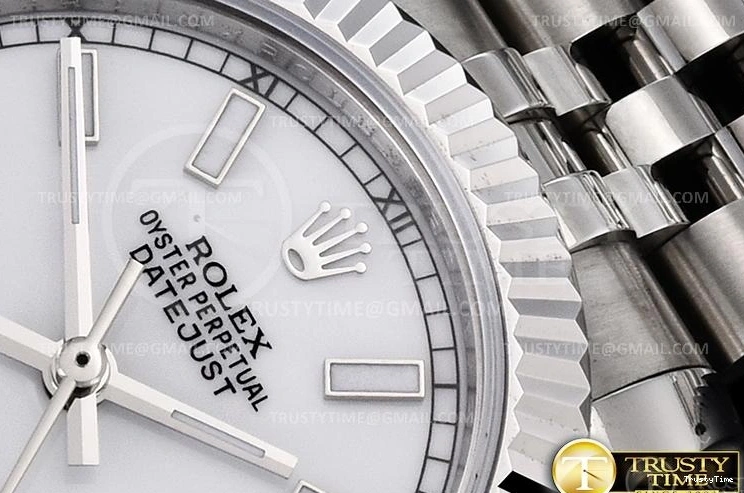 0309 RMDJ0254E – DJ Midsize 31mm Neat 831